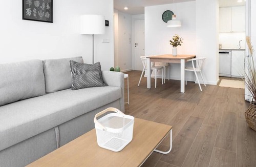 La Paz Apartment | LOIRA PENSAMIENTO 2: Modern with Terrace and View