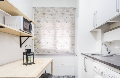 Delicias Apartment | LOIRA VILLA ANDORRA: Comfort in University Zone