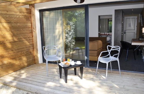 Juigne-sur-Loire Hotel | Loire & Sens