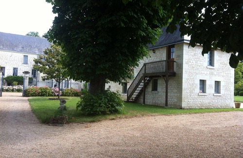 Bournand House | Loire Valley: Chateau de Bournand, nine acres park with pool, up to 18 guests