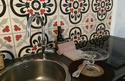 Rochecorbon House | Loire Valley Medieval Getaway