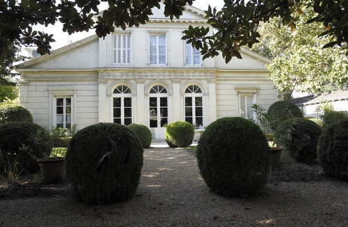 Blere House | Loire Valley Unique room ,independent studio near Amboise and Chenonceau