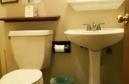 Volcano Hotel | Lokahi Lodge