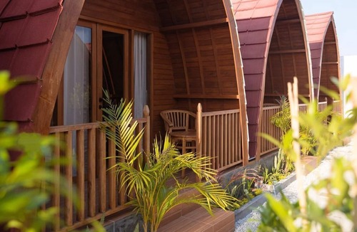 Lokapaksa Hostel | Lokasea Villa Beachfront