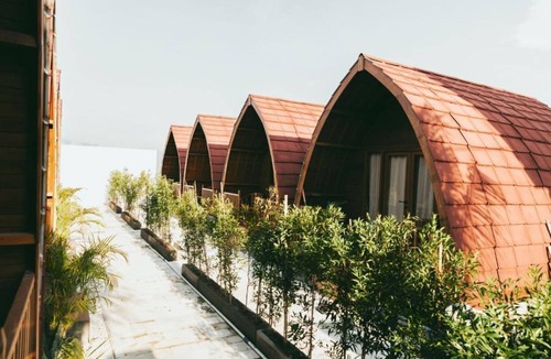 Lokapaksa Hostel | Lokasea Villa Beachfront