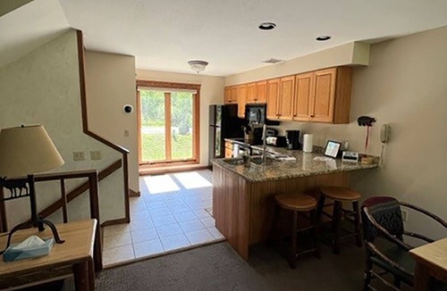 Lutsen House | Lola’s Lodge Ski-In/Ski-Out 3 bedroom Lodge near hiking/golf