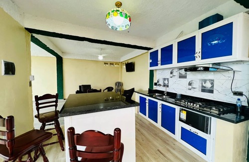 Cabrera Villa | Loma Alta