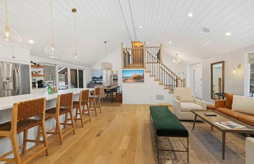 Shorewood-Tower Hills-Harbert House | Loma House