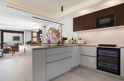 Marbella Ski Chalet | Lomas Townhouse – Fine Living