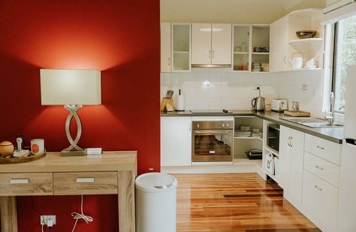 Thora Apartment | Lombok On Waterfall Retreat Studio