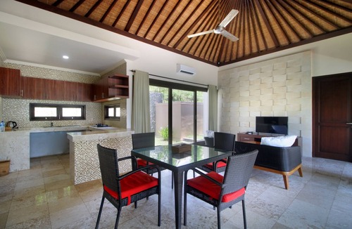 Sekotong Barat Villa | Lombok Sunset Bay Resort