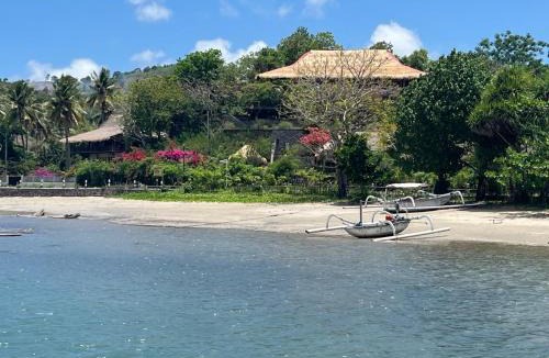 Batu Putih House | Lombok Villas, Villa Rembulan