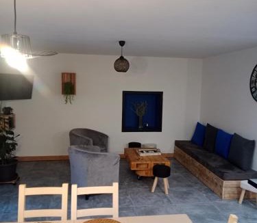 Saligos House | loncas