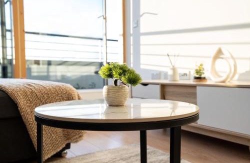 Evelyn Apartment | London 1 Bed Flat - Sleeps 4 - Balcony