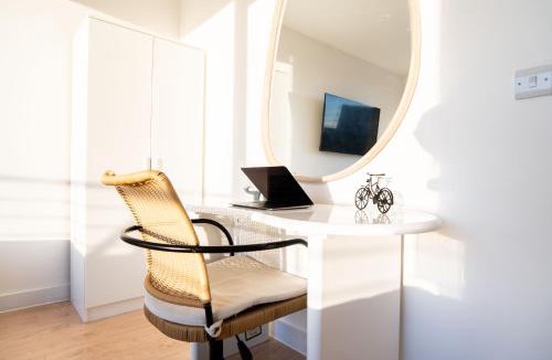 Evelyn Apartment | London 1 Bed Flat - Sleeps 4 - Balcony