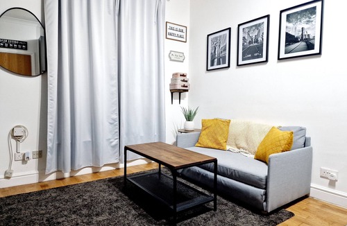 Limehouse Apartment | London Apartment E14