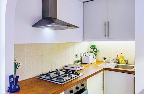 Sands End Apartment | London Central Apartment