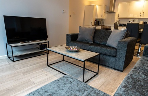 Cranford Apartment | London Heathrow Bath Road Flats