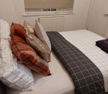 Berrylands House | London Luxe Rooms