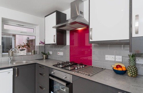 Childs Hill House | London Modern and Bright