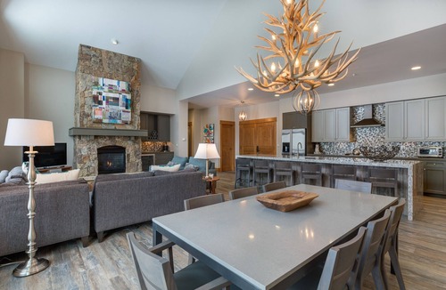Keystone Condo | Lone Eagle by Summit County Mountain Retreats