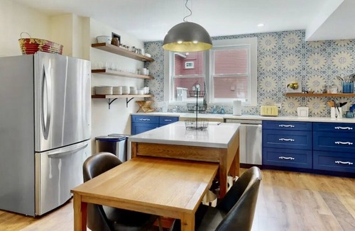 Bath House | Lone Pine Cottage Maine - Chef’s Kitchen