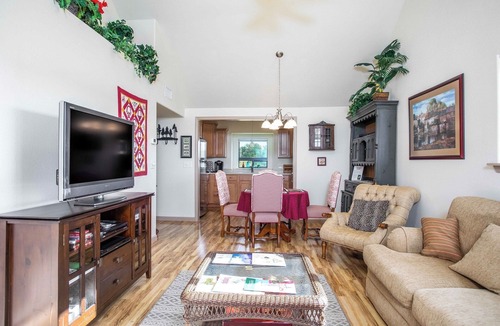 Fredericksburg House | Lone Wolf Ranch | Pet-friendly | Pool