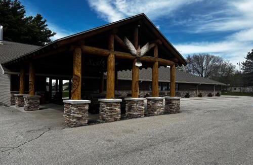 Au Gres Hotel | Lonesome Dove Lodge