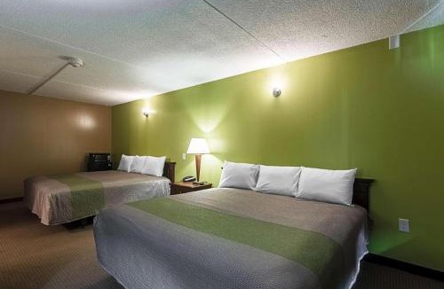 Sherman Hotel | LoneStar Inn and Suites