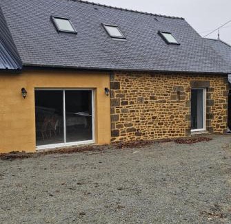 Couesmes-Vauce House | Longère avec jacuzzi intérieur