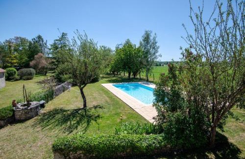Ambillou House | Longère classée 4 étoiles - piscine – Ambillou