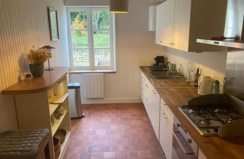 Saint-Cyran-du-Jambot House | Longère de charme