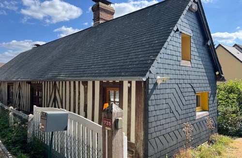 Le Pin Cottage | Longère normande "Les Glacières" - family house 25 mn from the sea - 9 pers