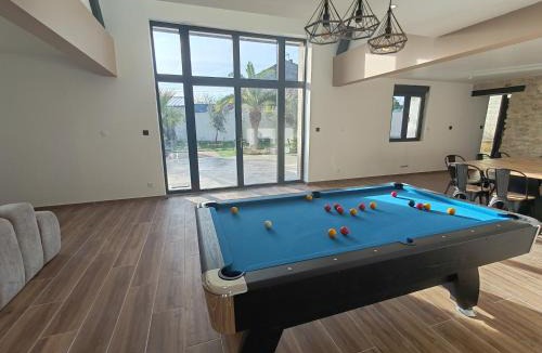 Brancourt-en-Laonnois Villa | Longère Premium Spa,Cinéma & Piscine