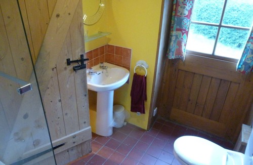 Kilgetty Cottage | Long barn cottage