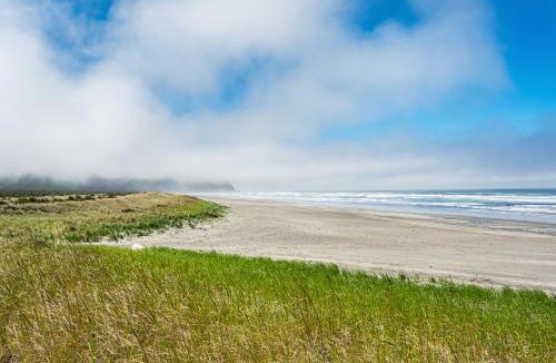 Seaview Resort | Long beach Camping Resort Yurt 9