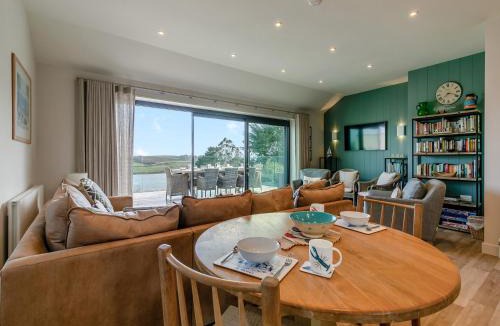 St. Mawes House | Long Commons