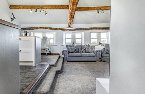 Holmbridge House | Long Ing Cottage