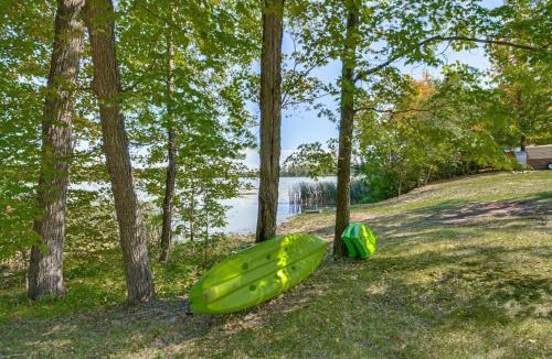 Parkers Prairie House | Long Lake Cabin with Fire Pit and Outdoor Games!