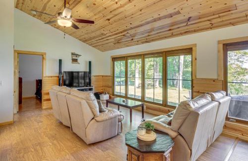 Parkers Prairie House | Long Lake Cabin with Fire Pit and Outdoor Games!