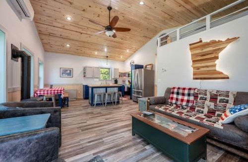 Cohasset House | Long Lake Lookout, Dog Friendly