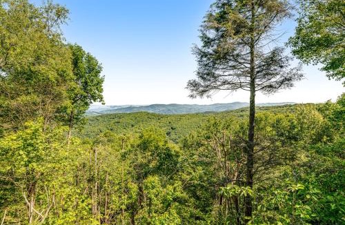 Beech Mountain House | Long Range Retreat