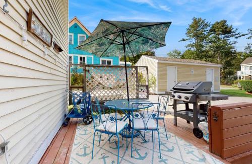 York Beach Apartment | Long Sands Escape