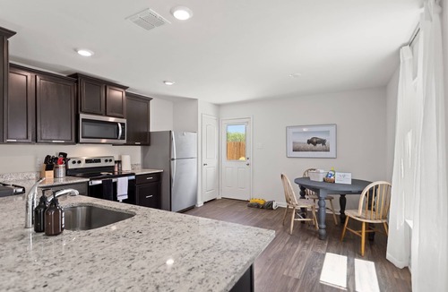 New Braunfels House | Long Stay Fire Pit Trails Wifi