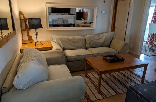 Port Stanley Cottage | Long term only - Charming 4-bedroom beachfront cottage with AC, WiFi, Hot Tub.