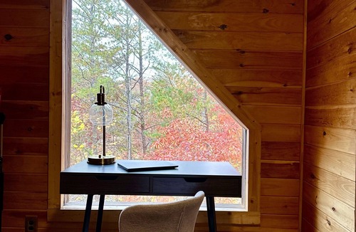 Lake Lure House | Long Term Rental - Secluded Lake Lure 2 Bedroom Cabin