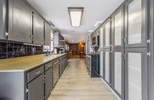 Breaux Bridge House | LONG TERM STAYS, WIFI, 3 BR, 3 ENSUITE BATHROOMS