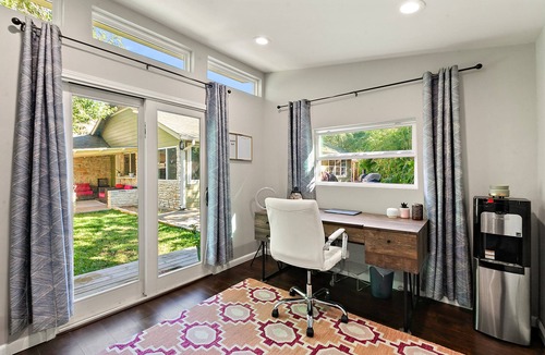 Austin House | Long Term Urban Oasis w/Pool, Gym, detach Office
