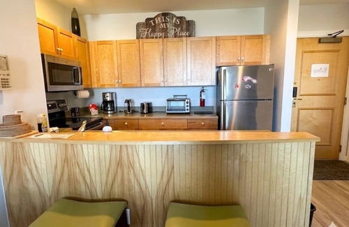 Stratton Mountain Hotel | Long Trail House South Wing 2B2B Condo