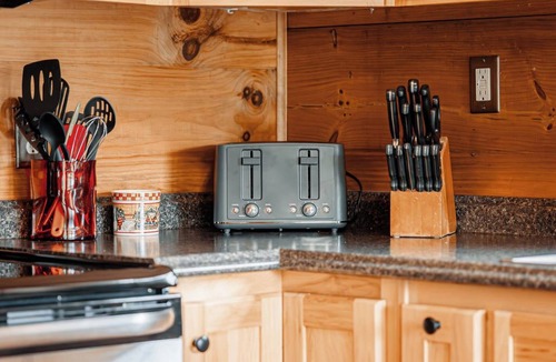 Cana Cabin | Long Valley Lights Cabin - Amazing View & 2 min. to the Blue Ridge Parkway
